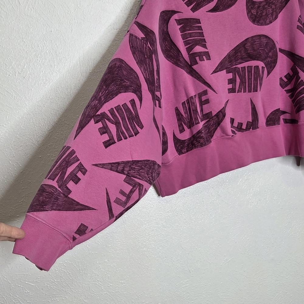 Nike Women's Pink Graphic Crew Neck Sweater - Picture 12 of 14